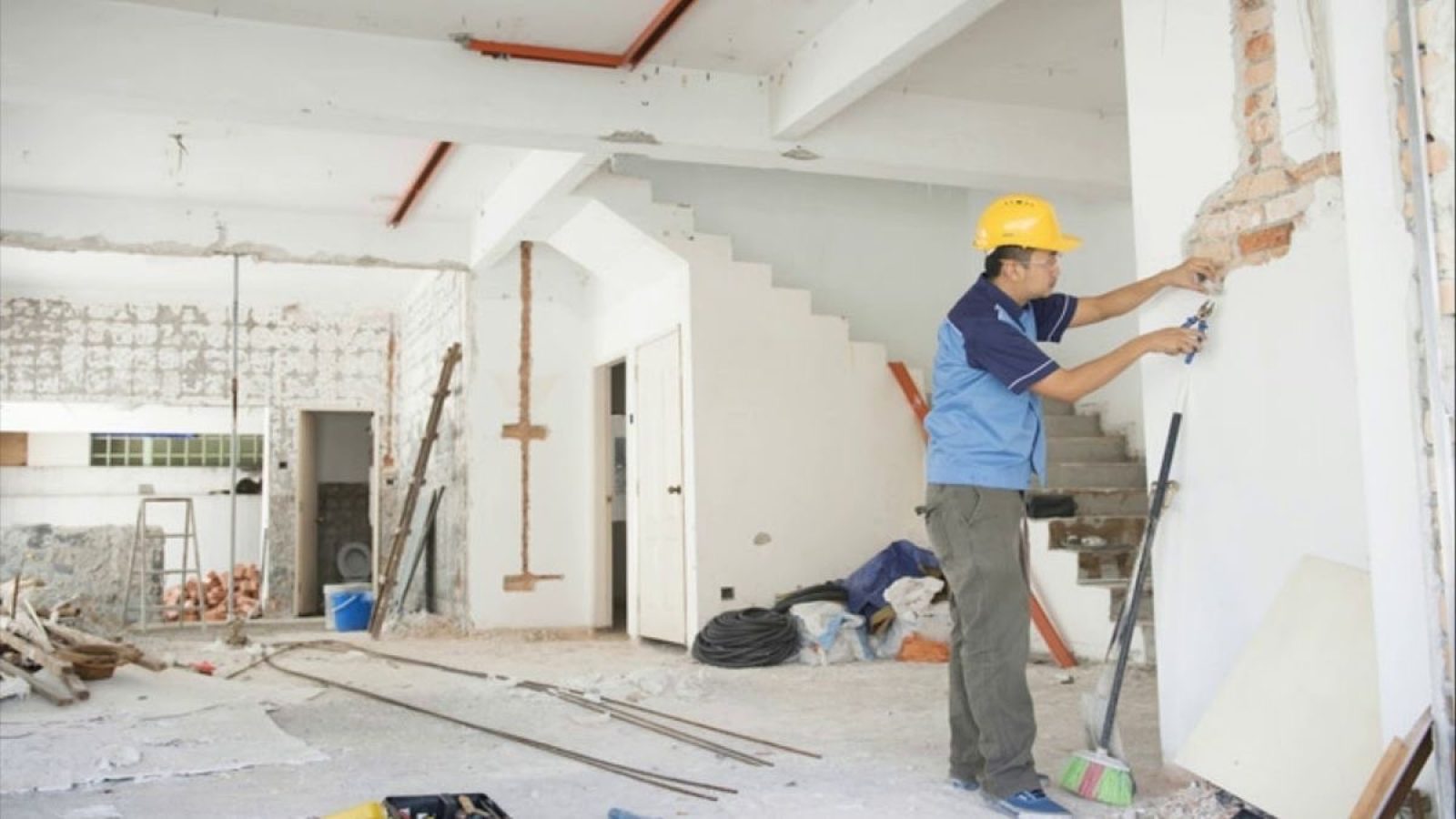 Επιδότηση έως 90% για ανακαίνιση κατοικιών: Το νέο πρόγραμμα που αλλάζει την αγορά σπιτιού