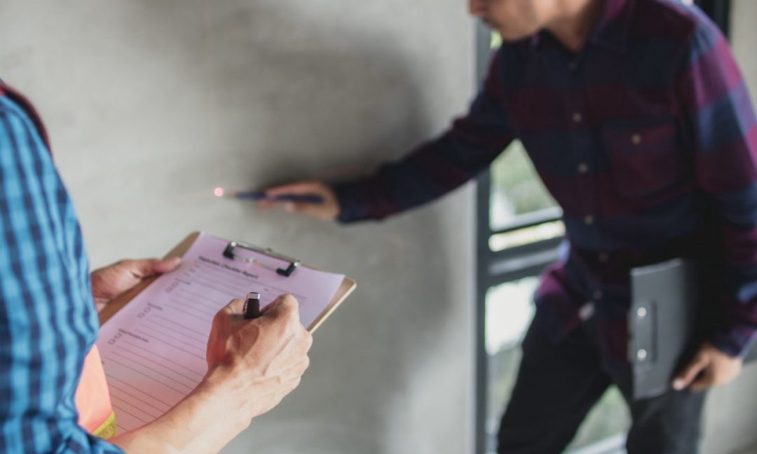 Τι αλλάζει στις πολυκατοικίες από το 2026 – Νέοι κανόνες και τι σημαίνουν για ιδιοκτήτες & διαχειριστές