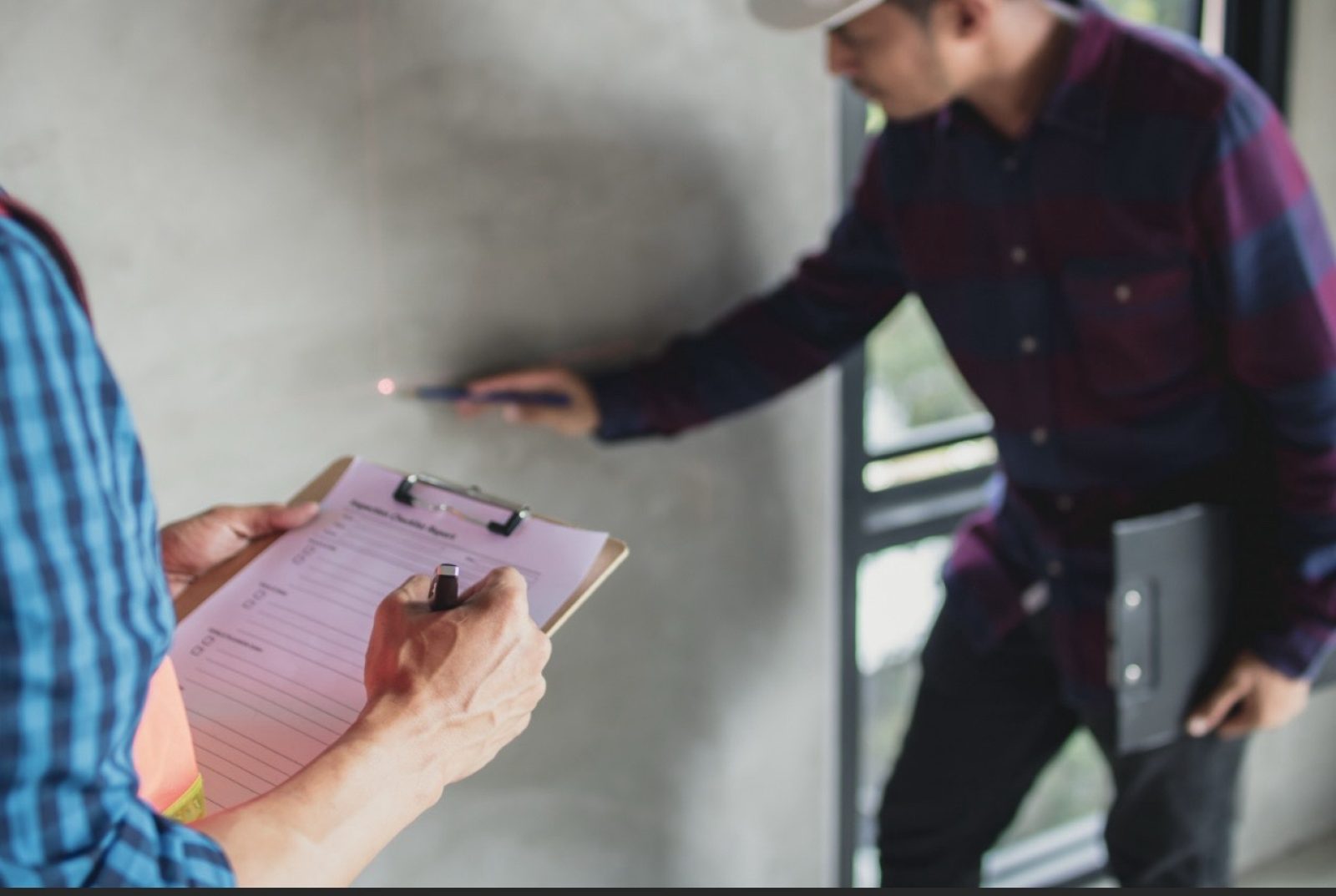 Τι αλλάζει στις πολυκατοικίες από το 2026 – Νέοι κανόνες και τι σημαίνουν για ιδιοκτήτες & διαχειριστές